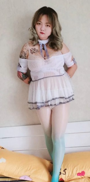 小胖妞主播诺诺